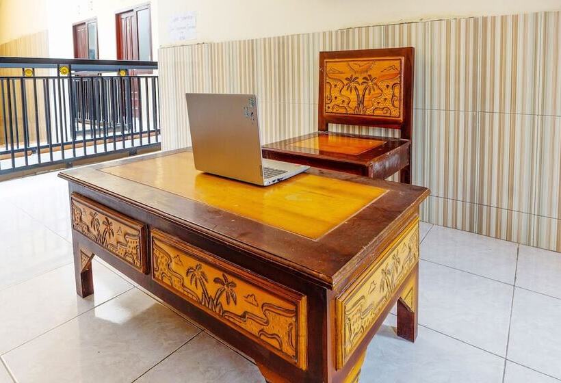 Hotel Spot On 91615 Arumba Guest House Syariah