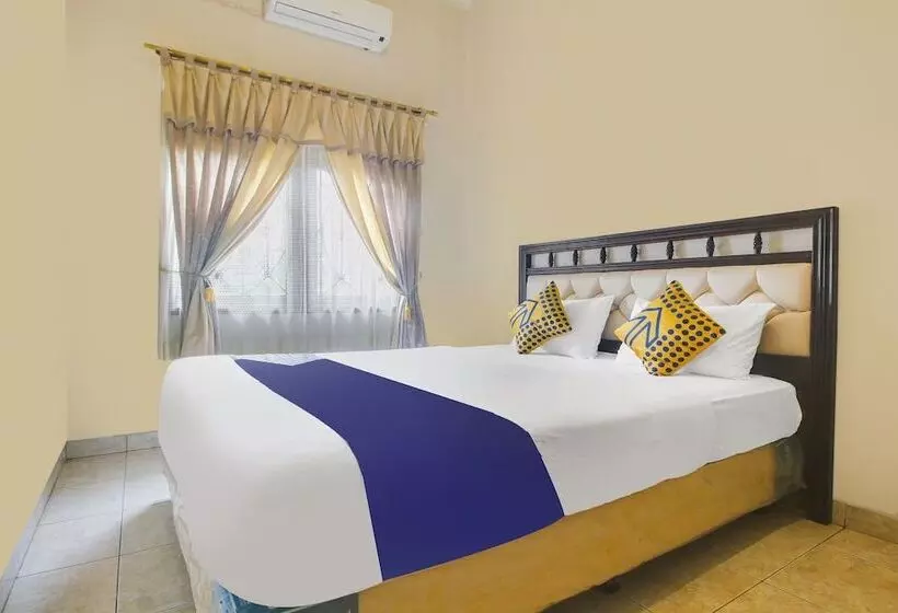Hotelli Spot On 91620 Skypiea Guest House