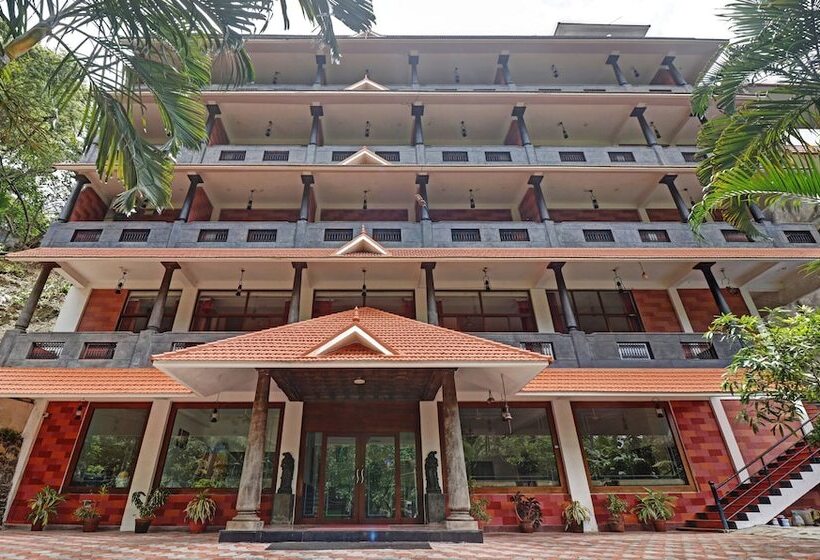 Szálloda Treebo Trend Green Palm Resorts