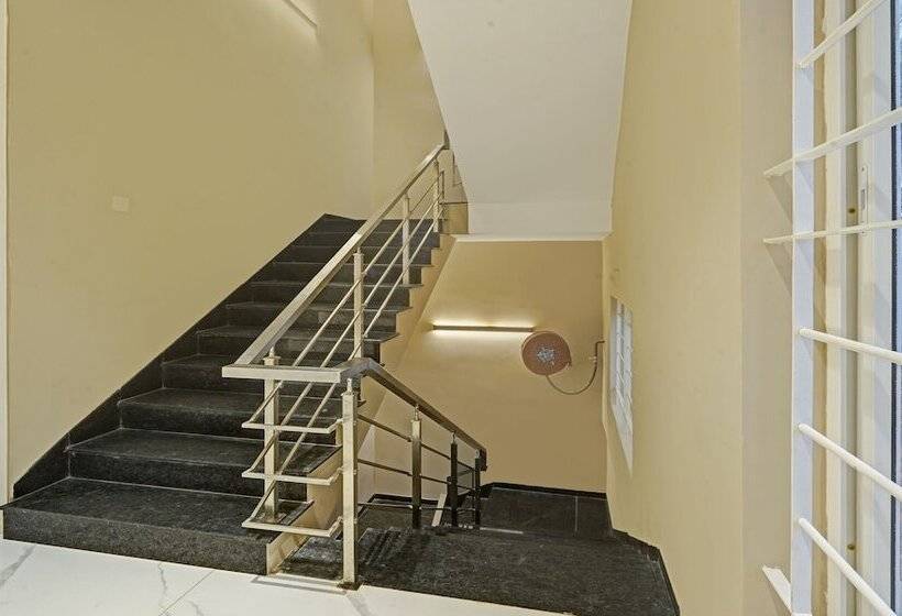 Hotel Treebo Premium La Orchid