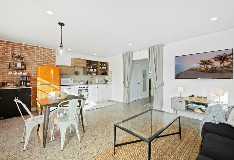 Modern Home Near Beach & Downtown W/ Private Yard