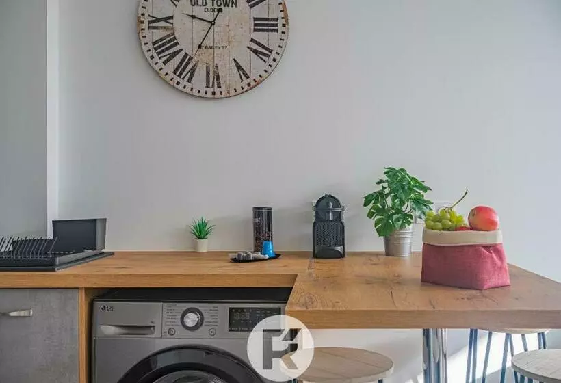 R Apparts T2 Le Belledonne View