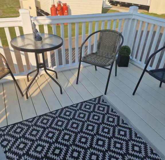 The Allens   Retreat