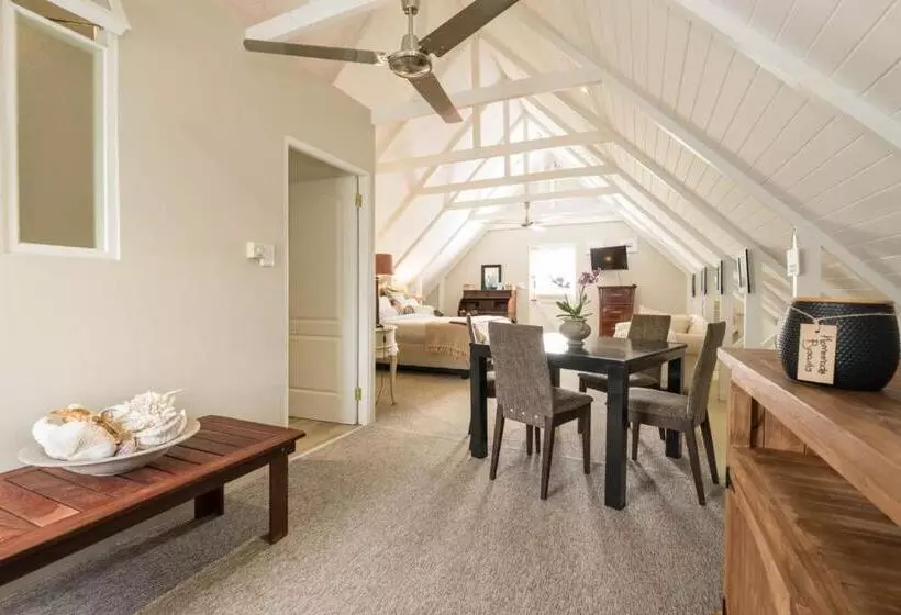 Aamiaismajoitus (B&B) 12 On Tindall