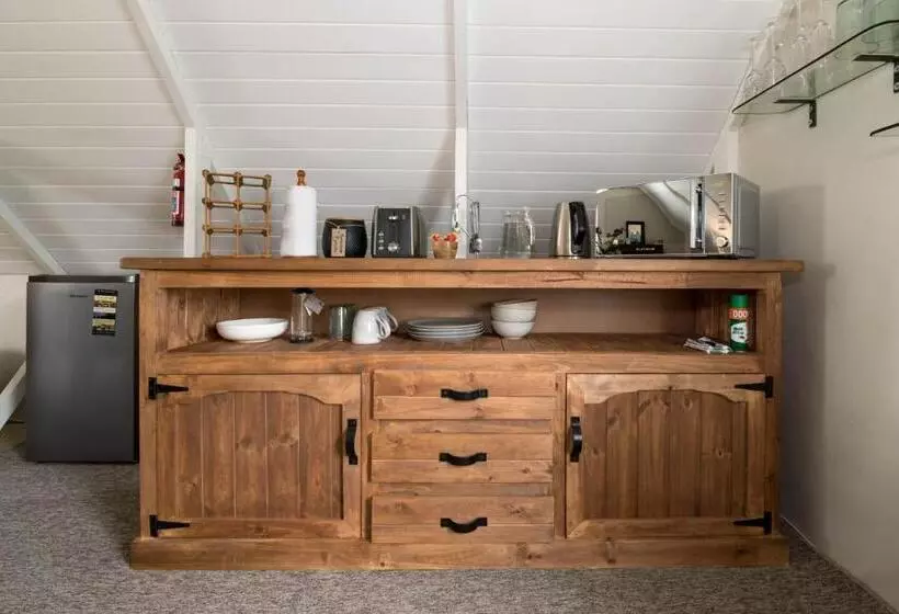 Aamiaismajoitus (B&B) 12 On Tindall