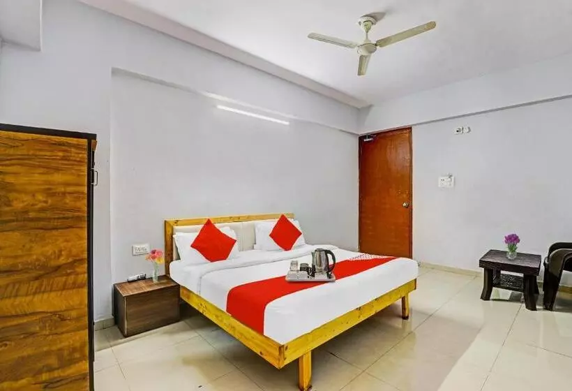 Hotel Way Point