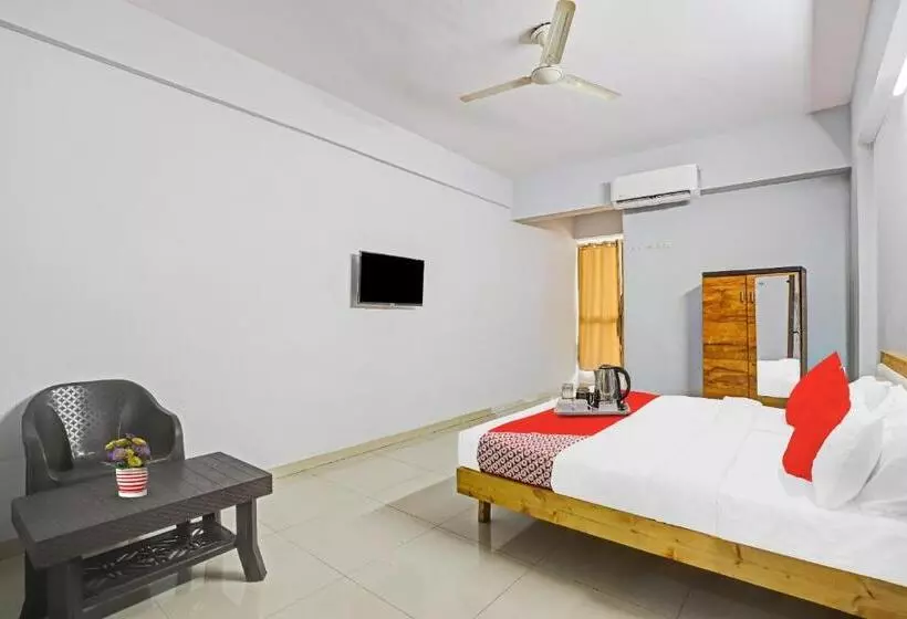 Hotel Way Point