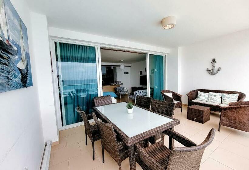 Marbella Beachfront 2br Apt