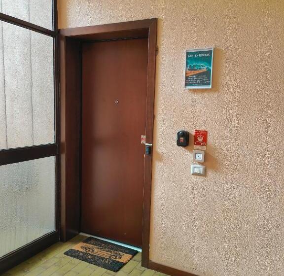 펜션 Mc Flys Malpensa Airport