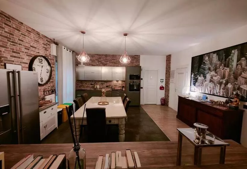 Majatalo Mc Flys Malpensa Airport