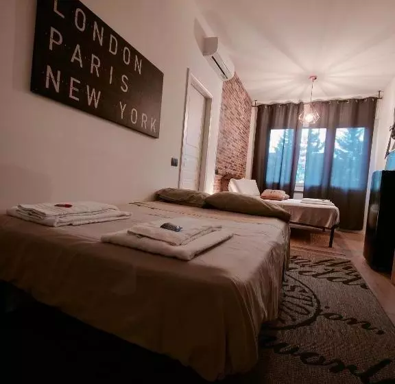 Majatalo Mc Flys Malpensa Airport