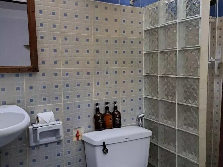 Den Hotel Totonou Siem Reap