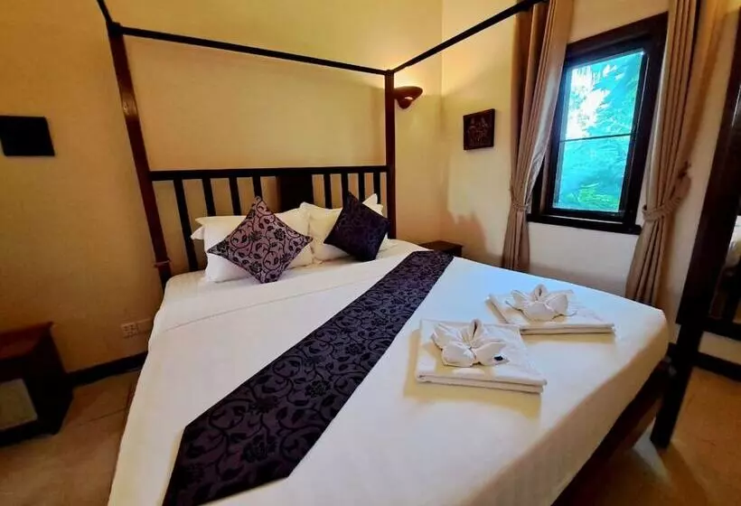 Den Hotel Totonou Siem Reap