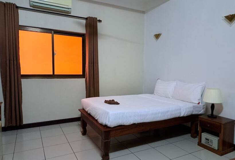 Den Hotel Totonou Siem Reap