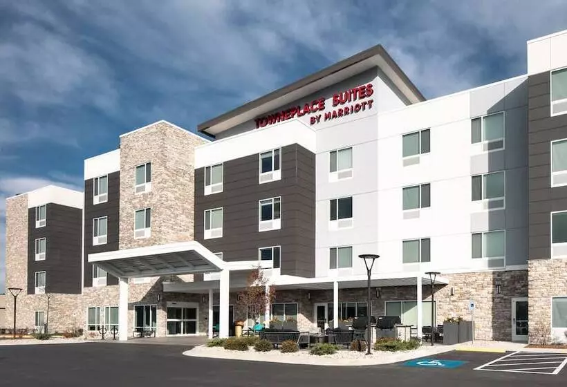 Hotelli Towneplace Suites By Marriott Oconomowoc