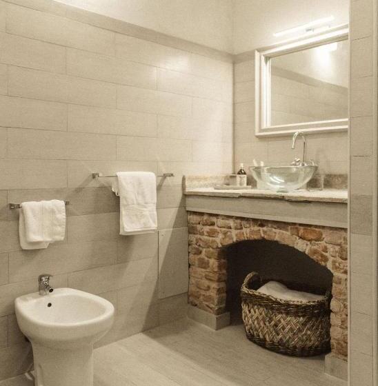 פנסיון Cascina Viaris