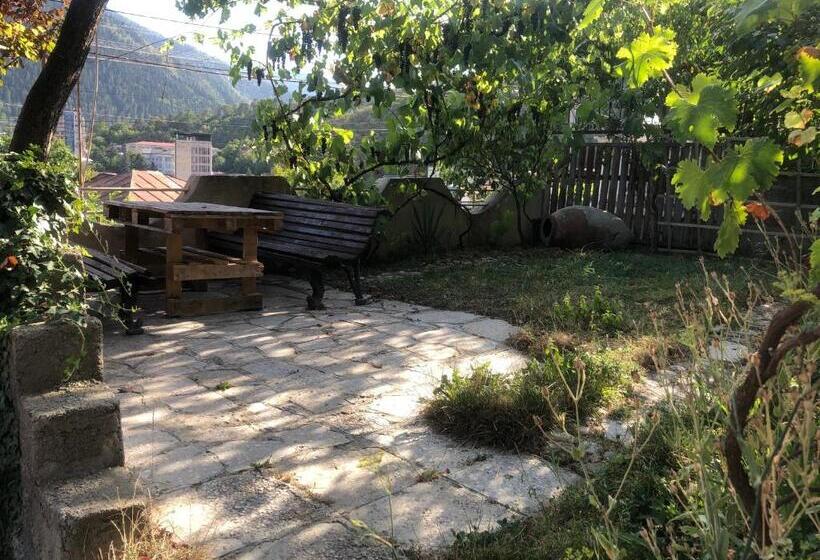 پانسیون Greenland