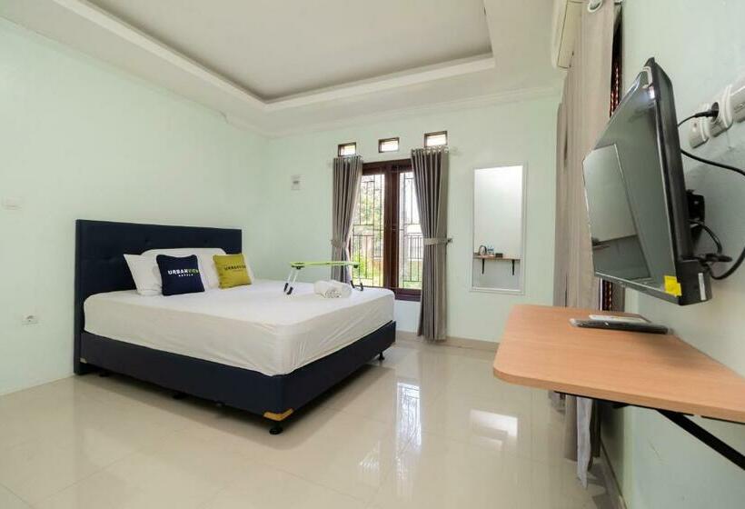 Urbanview Hotel Kampung Istal Megamendung Puncak By Reddoorz