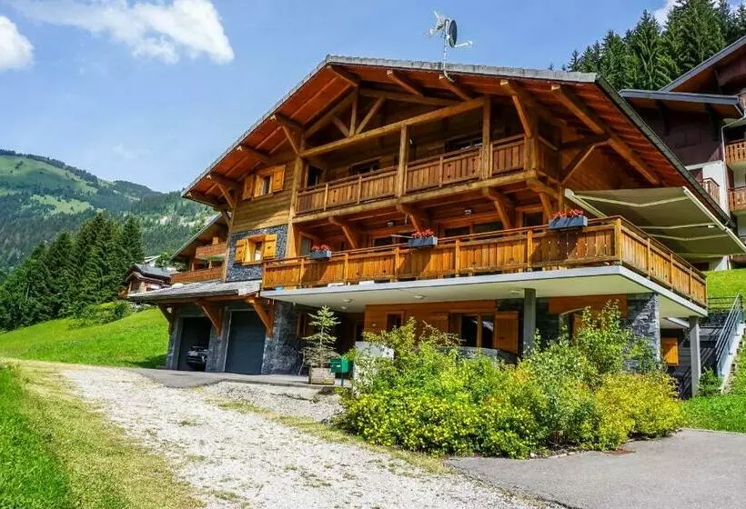 Chalet Clemalou 14 16 Personnes Avec Jacuzzi