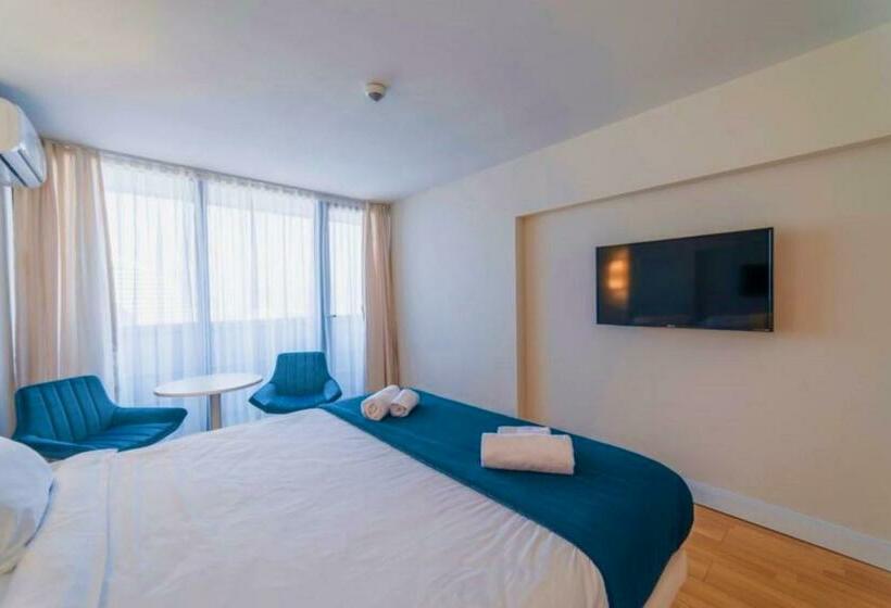 Orbi Twin Towers Aparthotel With Sea View