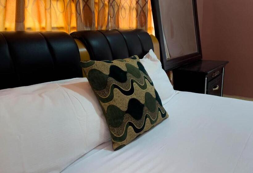 بنسيون T’s Place