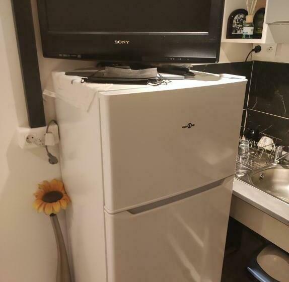 Petit Studio Au Calme Rénove A Nouveau