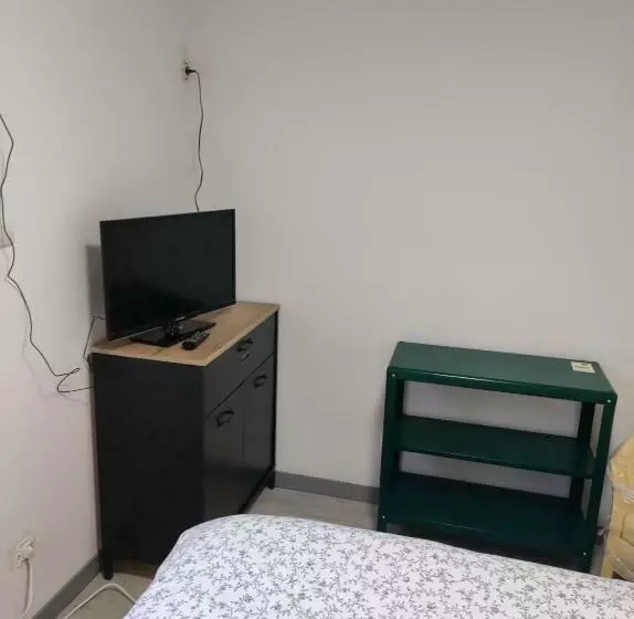 Petit Studio Au Calme Rénove A Nouveau