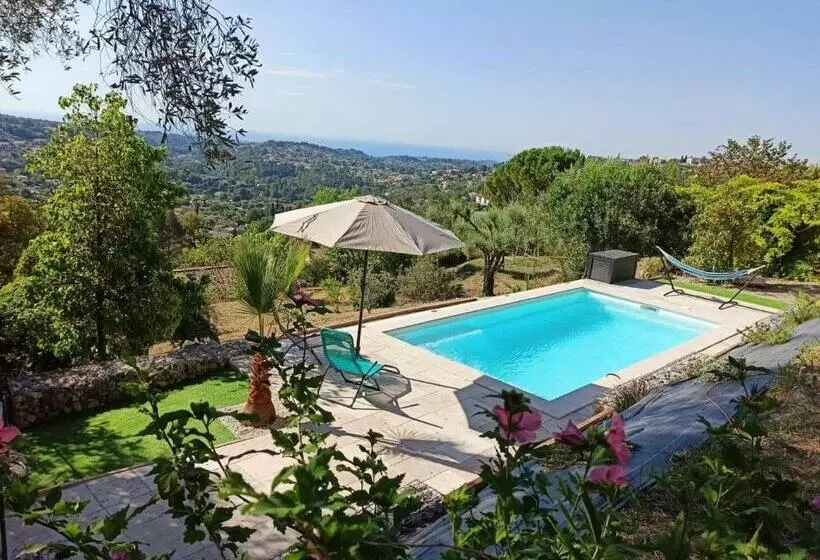 Superbe Haut De Villa Avec Vue Sur La Mer