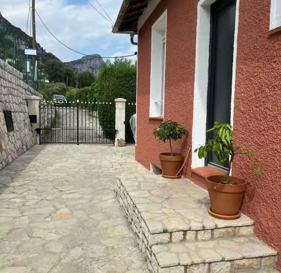 Superbe Haut De Villa Avec Vue Sur La Mer