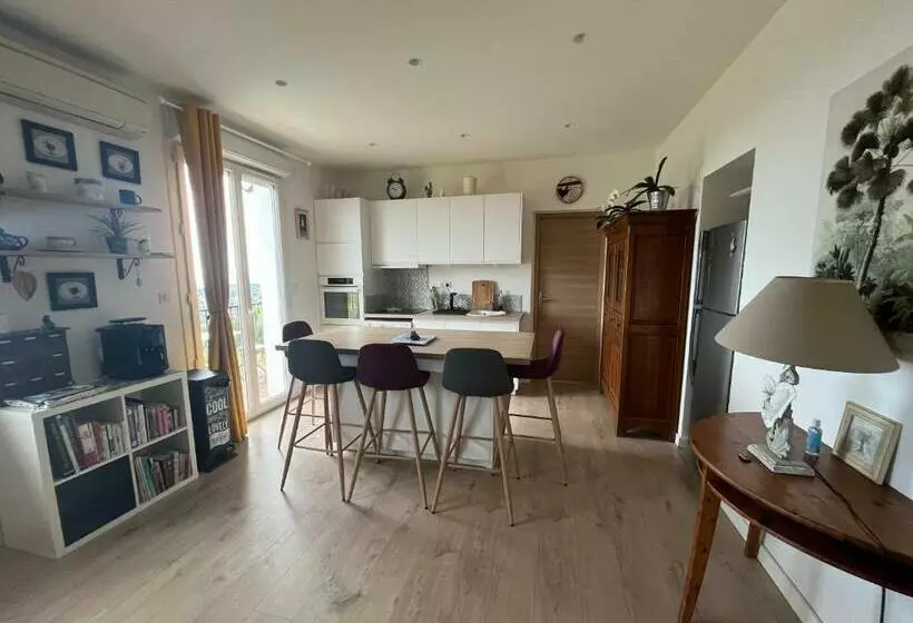 Superbe Haut De Villa Avec Vue Sur La Mer