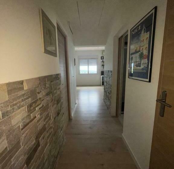 Superbe Haut De Villa Avec Vue Sur La Mer