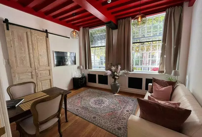 Aamiaismajoitus (B&B) Het Waterhof