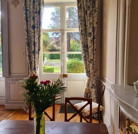 Aamiaismajoitus (B&B) Maison Zola