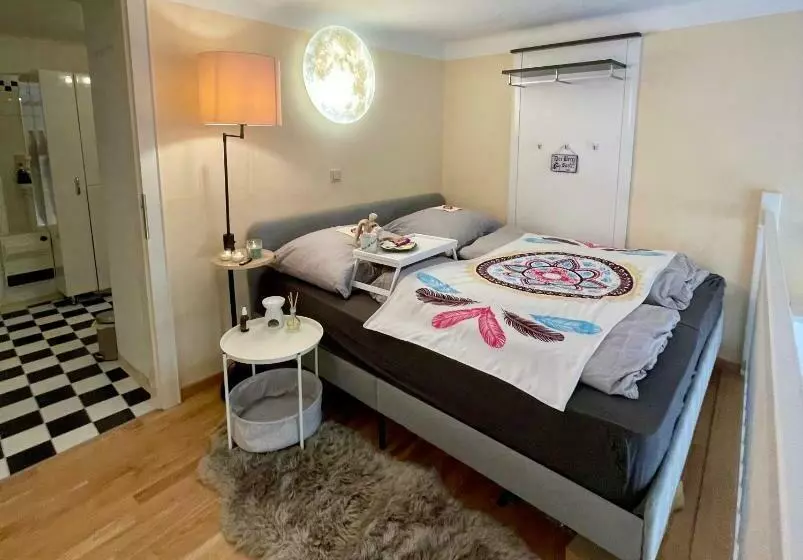 Cute, Quiet And Central   Self Check In