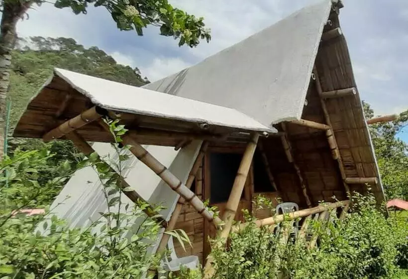 Hotelli Portal Del Sendero Panche