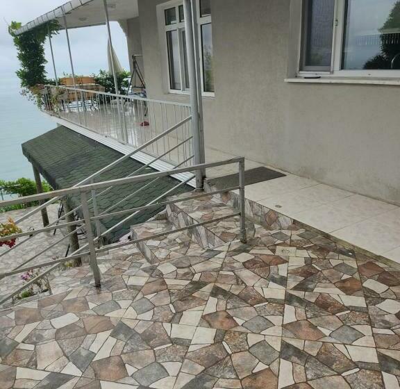 Kemer Köyü Kır Evi