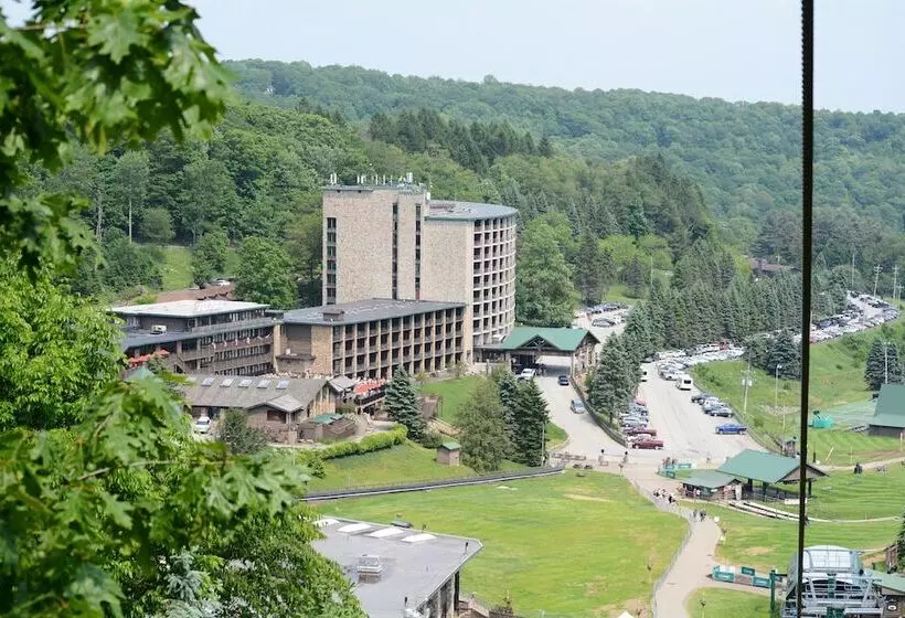 Slopeside Hotel By Seven Springs Resort