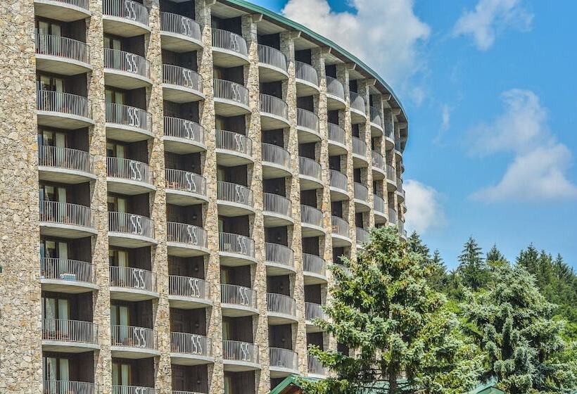 Slopeside Hotel By Seven Springs Resort