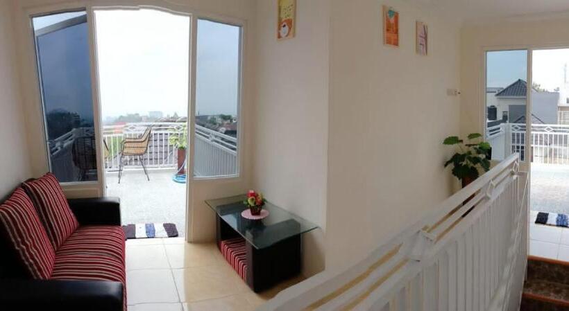 Villa Pesona Batu Residence 46