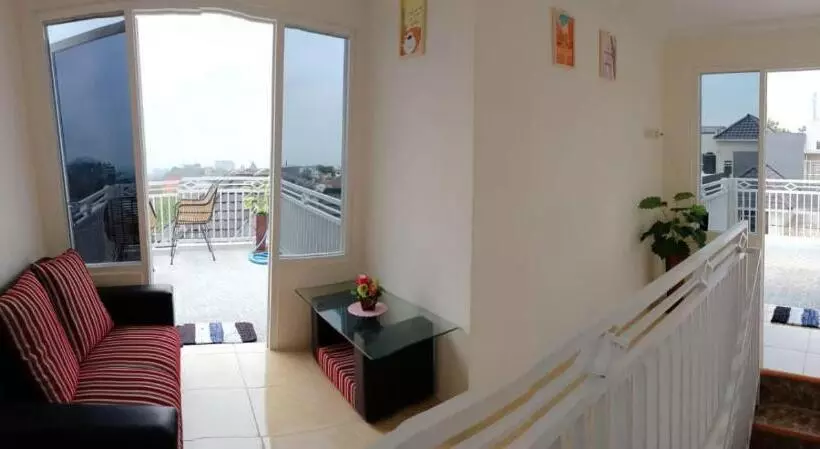 Villa Pesona Batu Residence 46