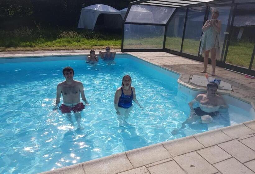 تختخواب و صبحانه La Fantasia