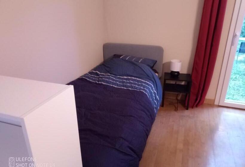 تختخواب و صبحانه La Fantasia