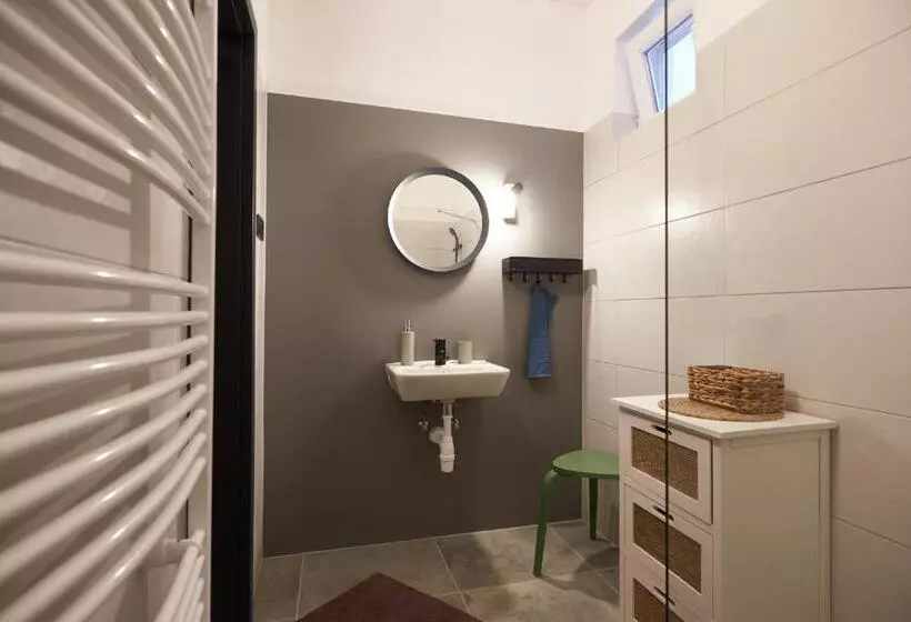 Aamiaismajoitus (B&B) Zöld Béka Vendégház