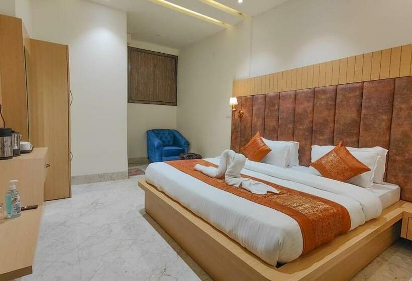 پانسیون Sehdev B&b 850 Meter From Golden Temple