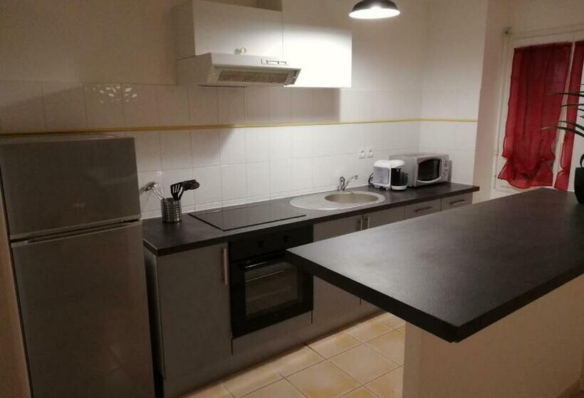 T2 En Résidence Avec Piscine Proche île Madame Et Océan