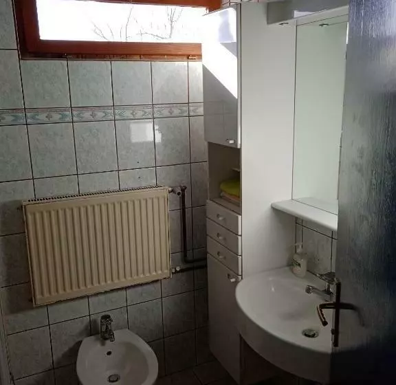 Apartman Nevera