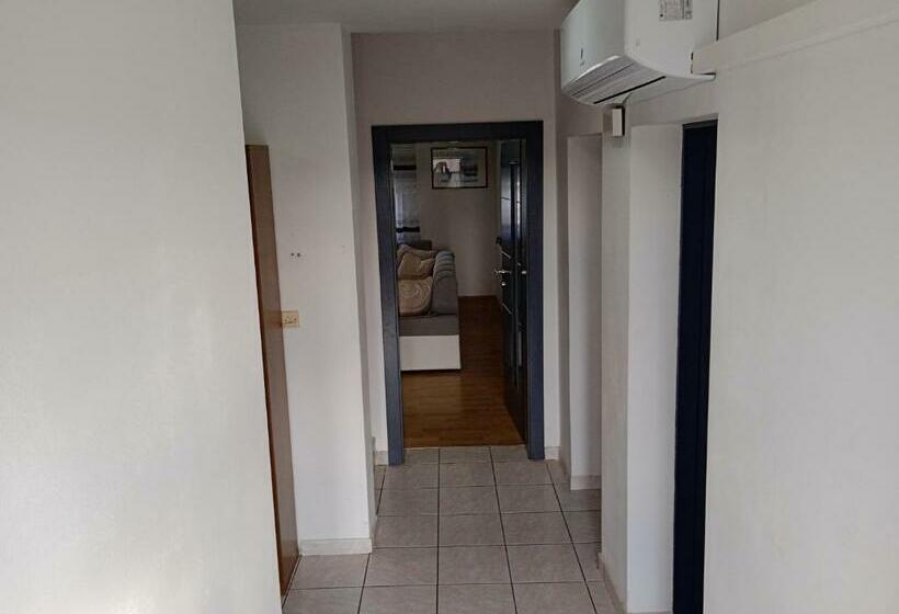 Apartman Nevera