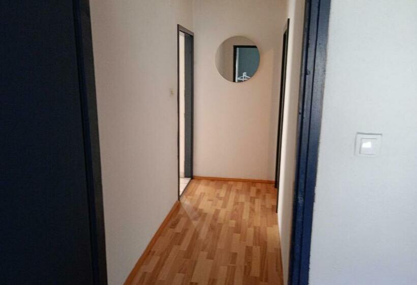 Apartman Nevera