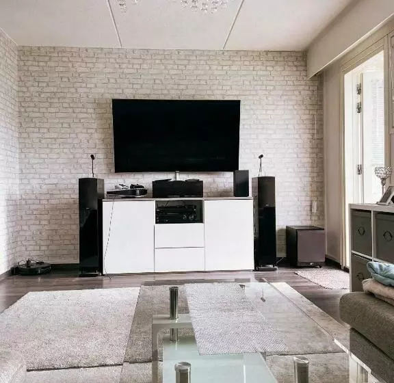 Avara, Ylellinen Kaksikerroksinen Huoneisto