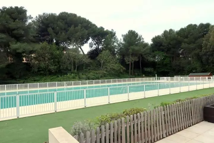 Domaine De La Coudoulière, Calme, Sans Vis à Vis, Proche Mer, Piscine